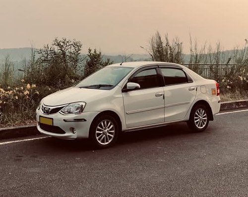 Toyota Etios car rental Jaipur with driver